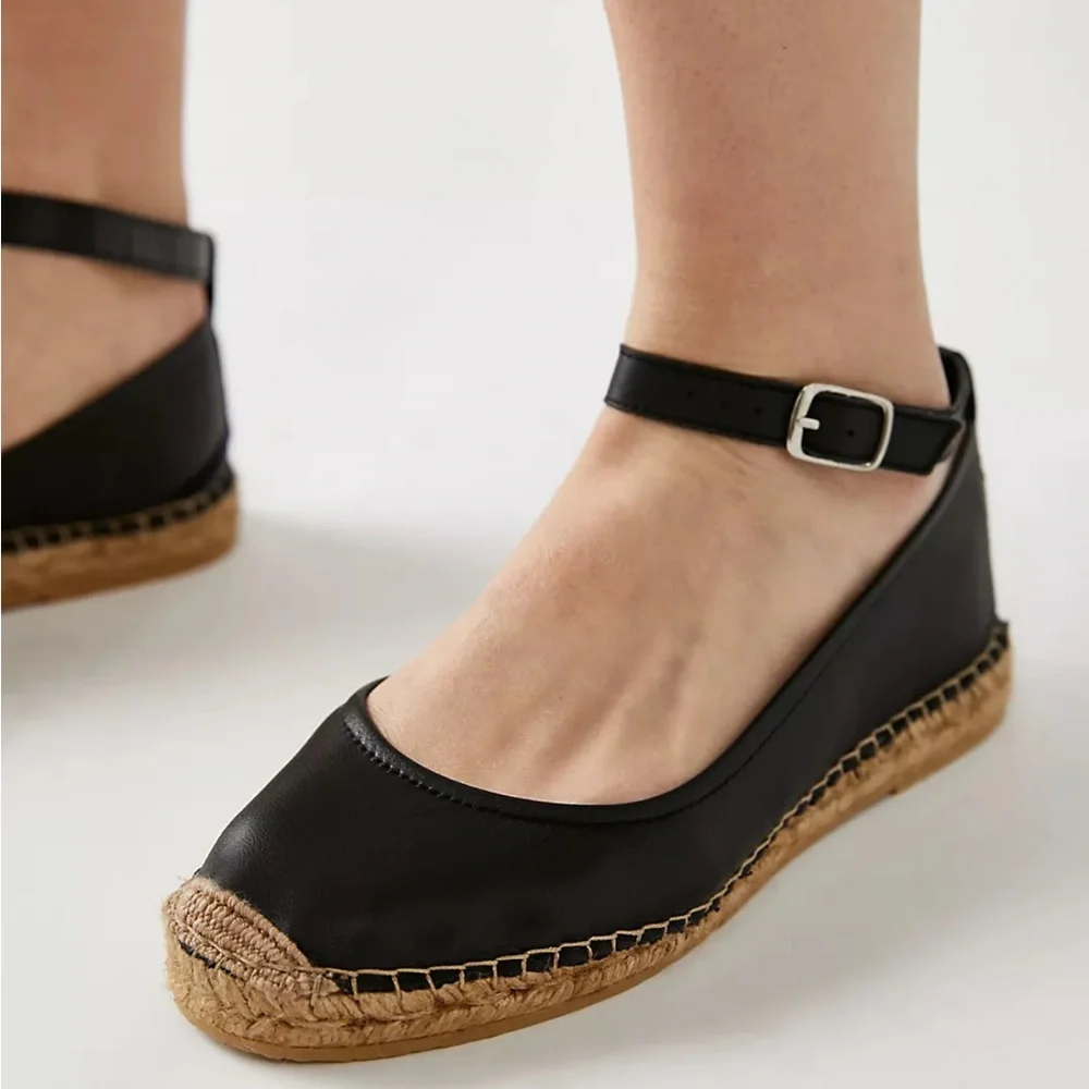 A.N.A a.n.a Womens Mint Ballet Flats